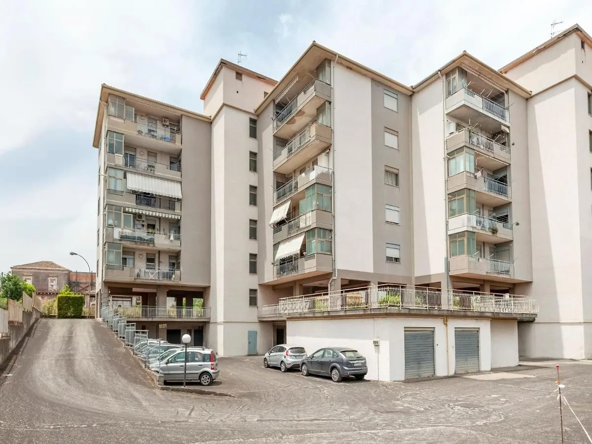 Belvilla By Oyo Sunny Apartment In Giarre Near Sea
