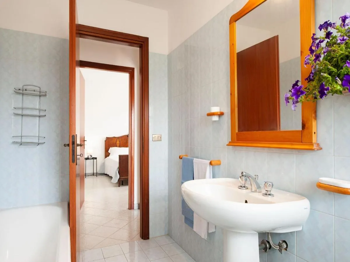 Belvilla By Oyo Sunny Apartment In Giarre Near Sea
